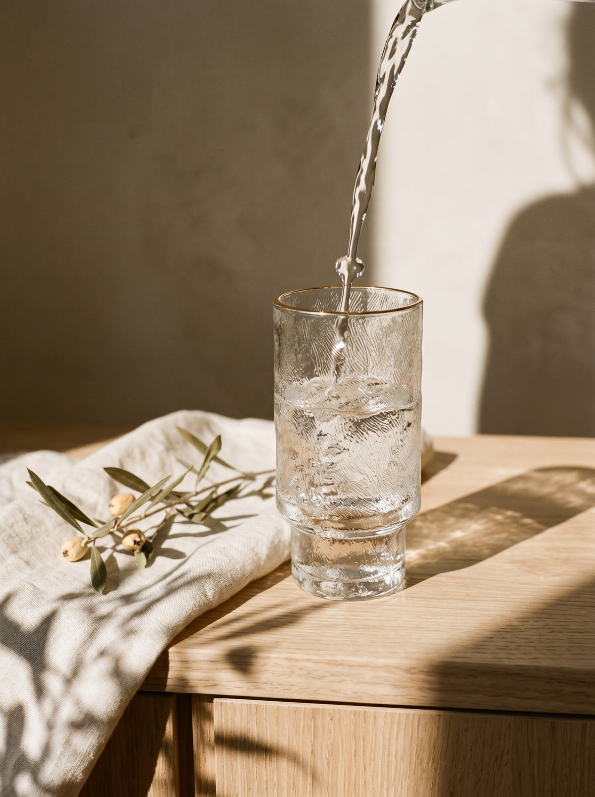 Lot de 6 grands Verres Ice, Liseré Doré, ambiance art de la table – Maison Azuria