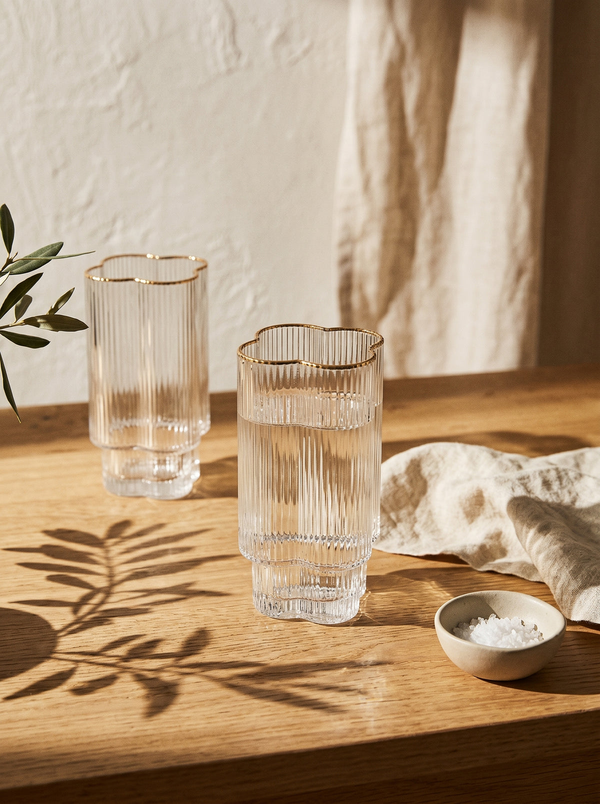 Lot de 6 Grands Verres Trèfle, Liseré Doré, ambiance art de la table – Maison Azuria