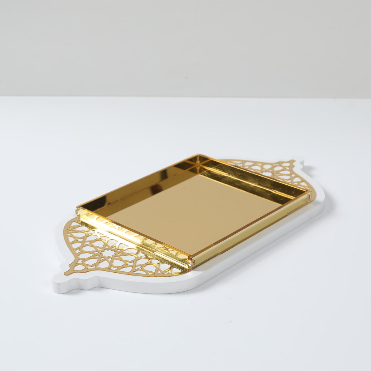 Plateau oriental en bois et acrylique petit, Blanc et doré, vue 7 – Maison Azuria