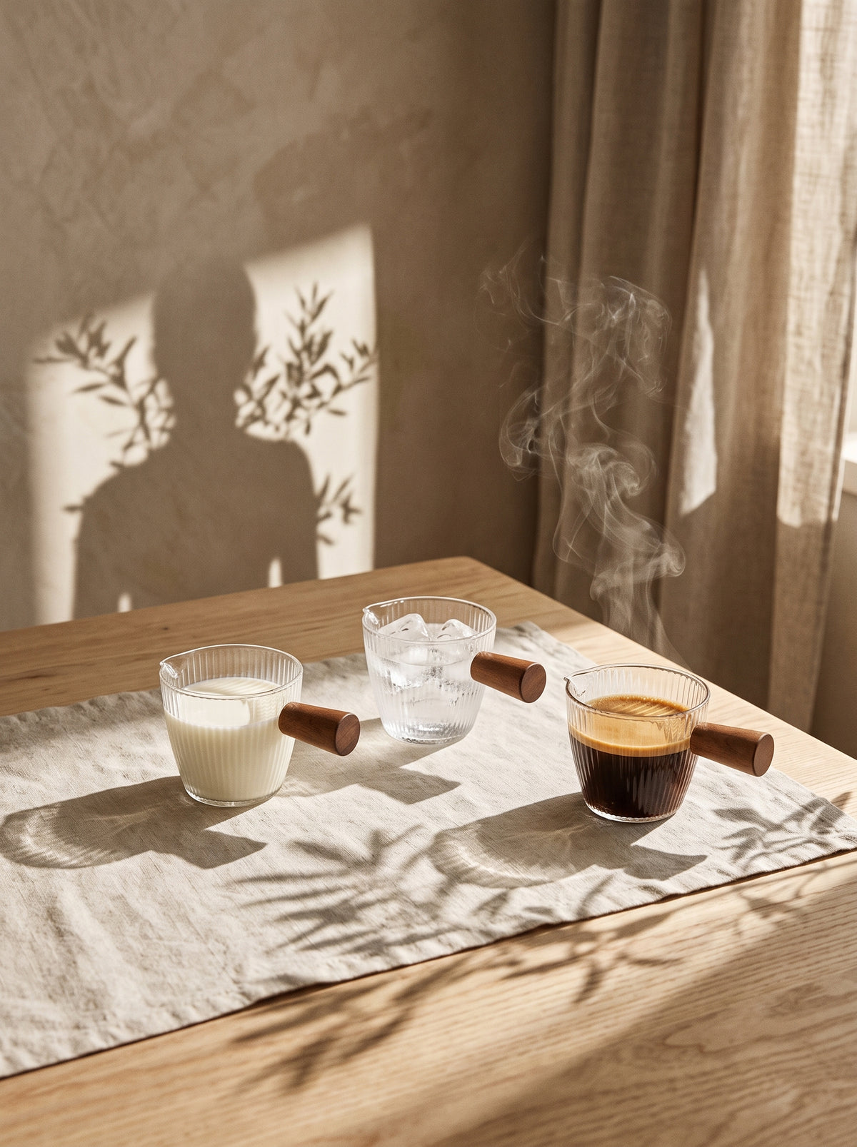 Petit Pot à lait en verre, ambiance art de la table – Maison Azuria