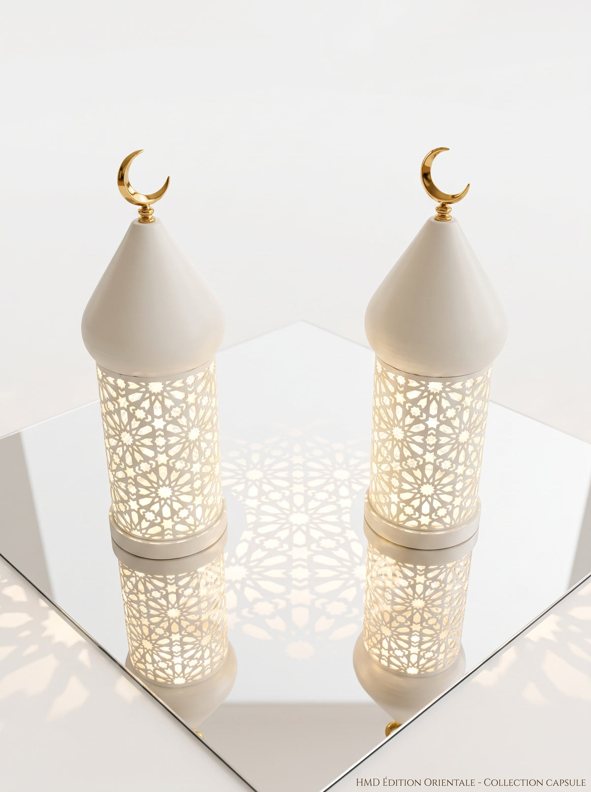 Petite Lanterne lumineuse LED, Blanche, en situation, lumière naturelle – Maison Azuria